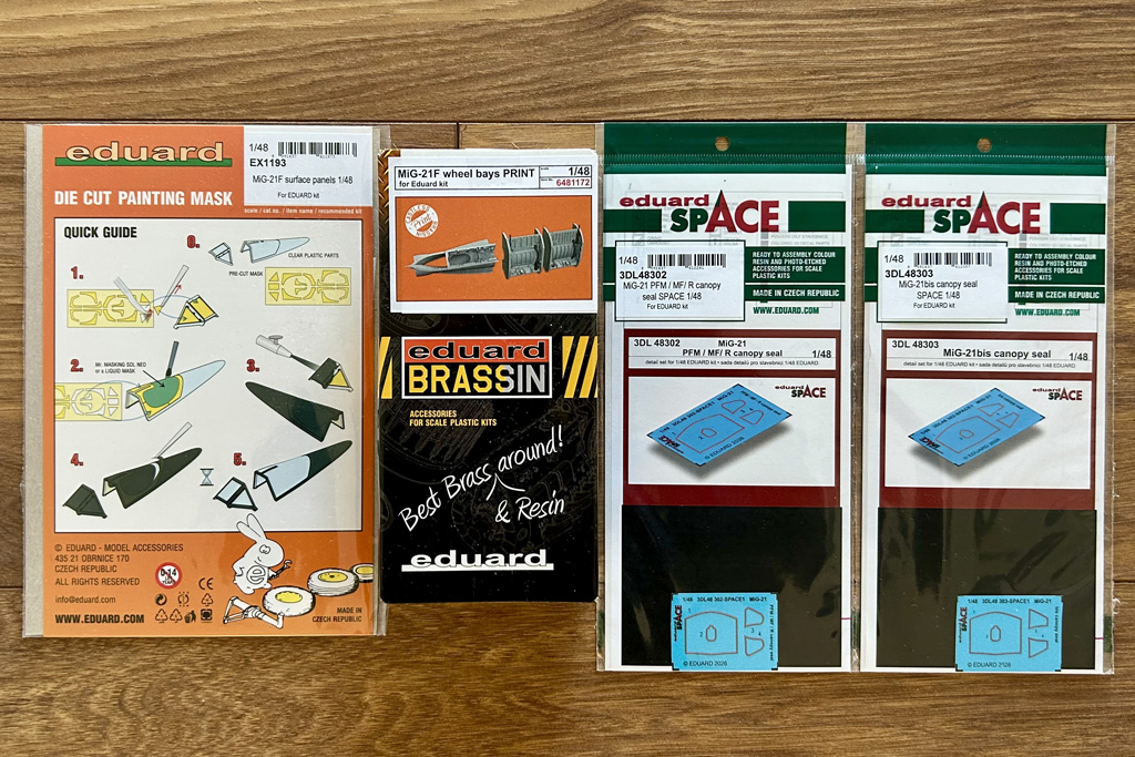 Mehr über den Artikel erfahren MiG-21F/PFM/MF/R/bis | Diverse Zurüstsets | eduard 1:48